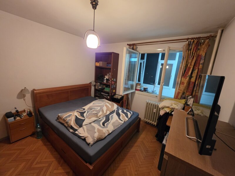 Titan, 5 minute metrou Costin Georgian, pe Barajul Sadului