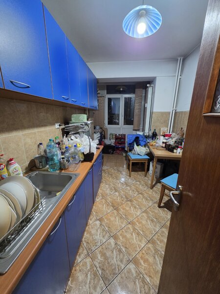 Titan, 5 minute metrou Costin Georgian, pe Barajul Sadului