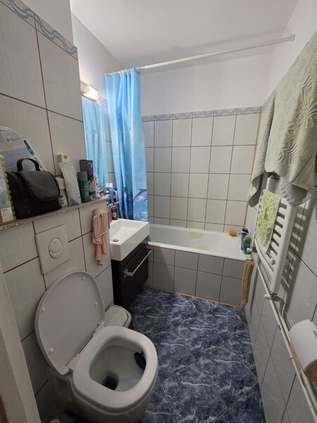 Titan, 5 minute metrou Costin Georgian, pe Barajul Sadului