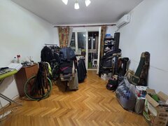 Titan, 5 minute metrou Costin Georgian, pe Barajul Sadului